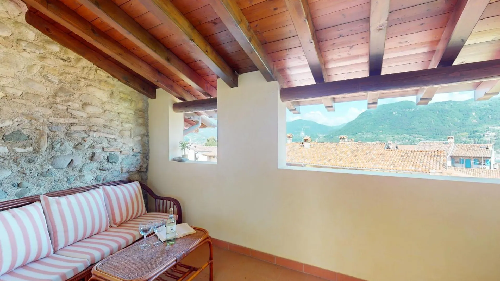 Appartement Garda View By Bookinggardalake Salò